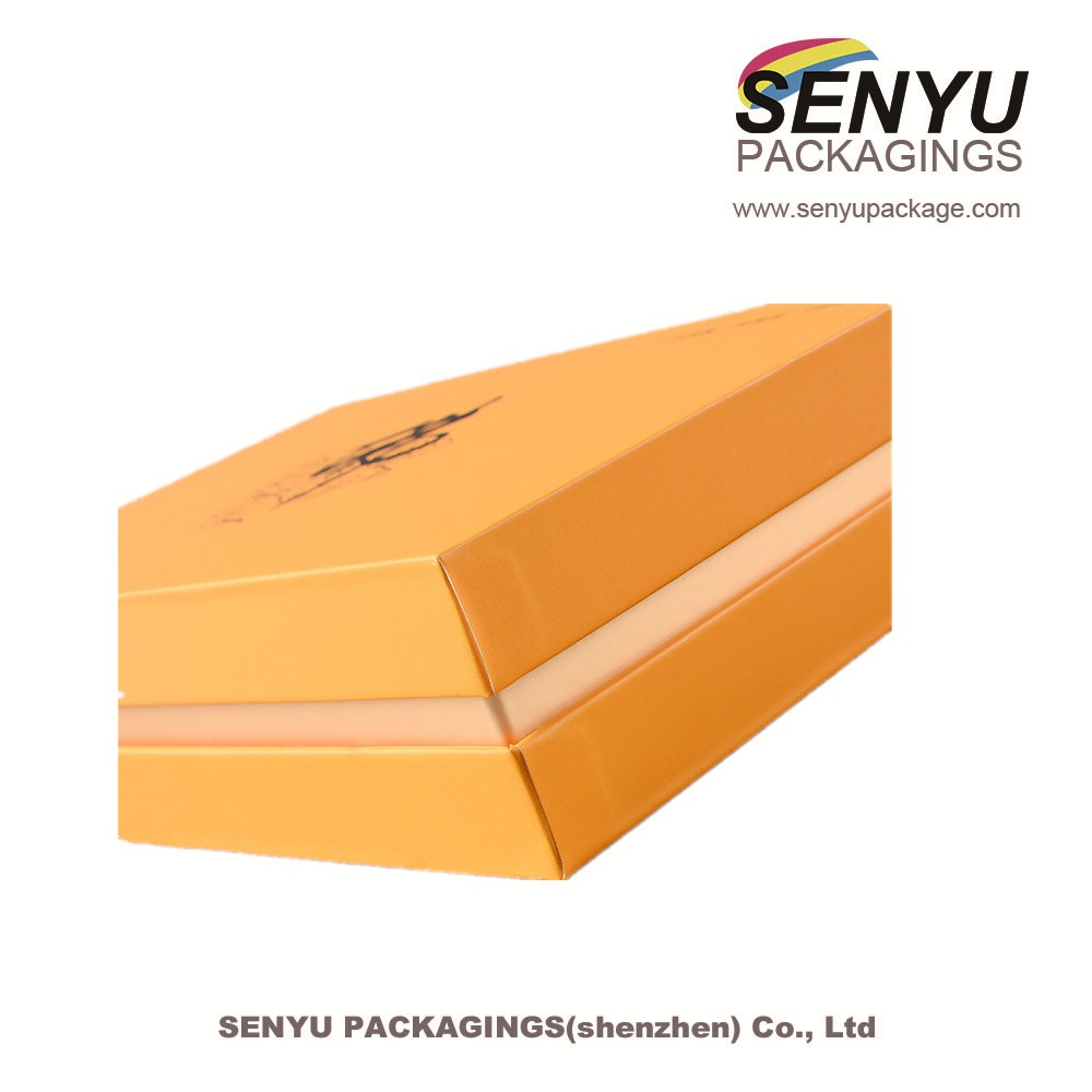 Hard Paper Gift Box Packaging with Gold Satin Lined