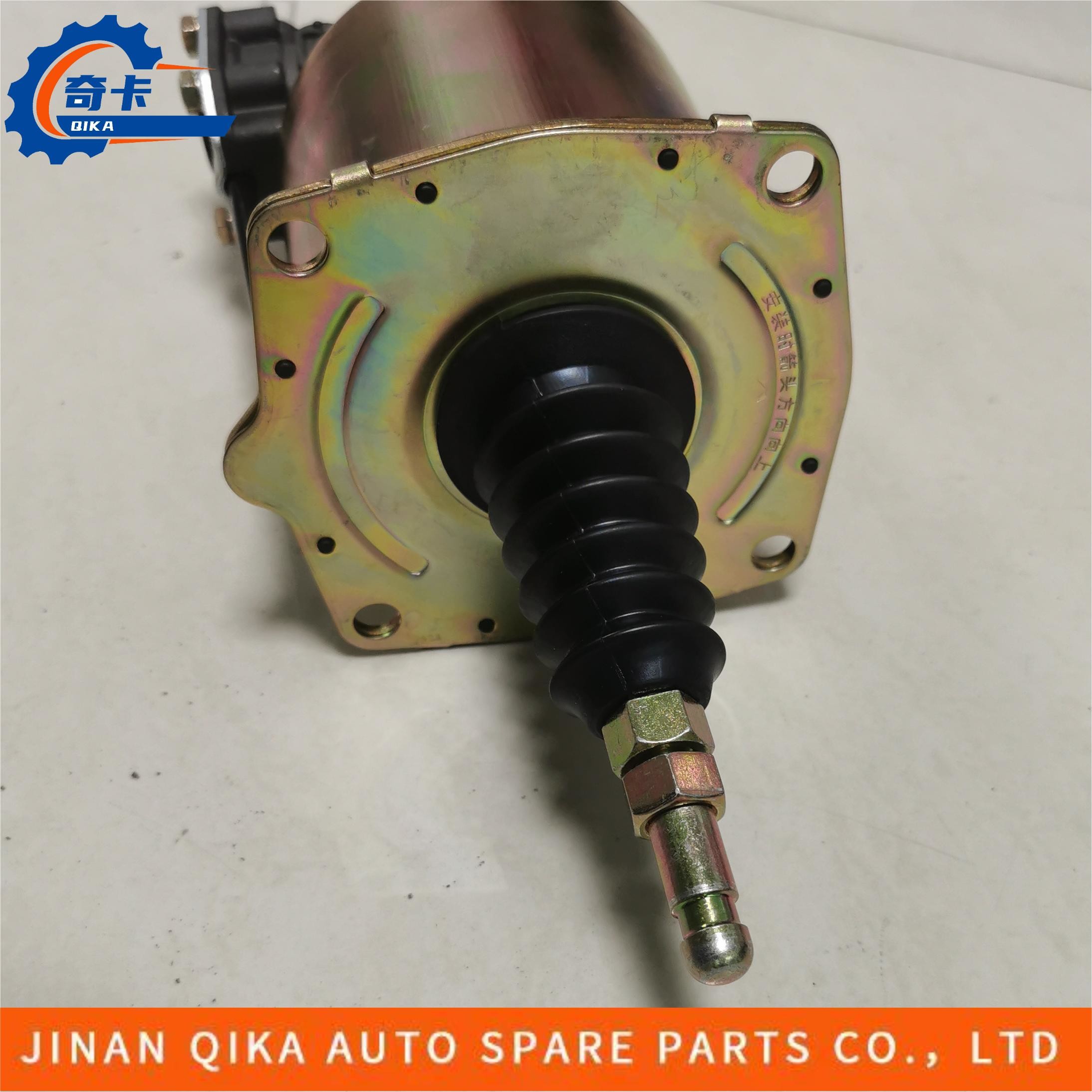 Clutch Booster Clutch Booster Cylinder Clutch Pump Howo Truck Spare Parts Wg9725230041
