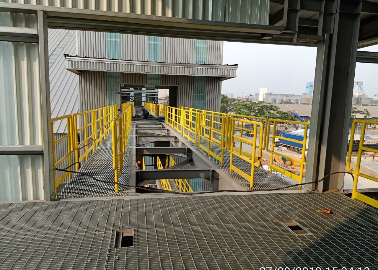 Heavy Weight Raised Working Platforms Expanded Metal Mesh Sheet 1.22*2.44m