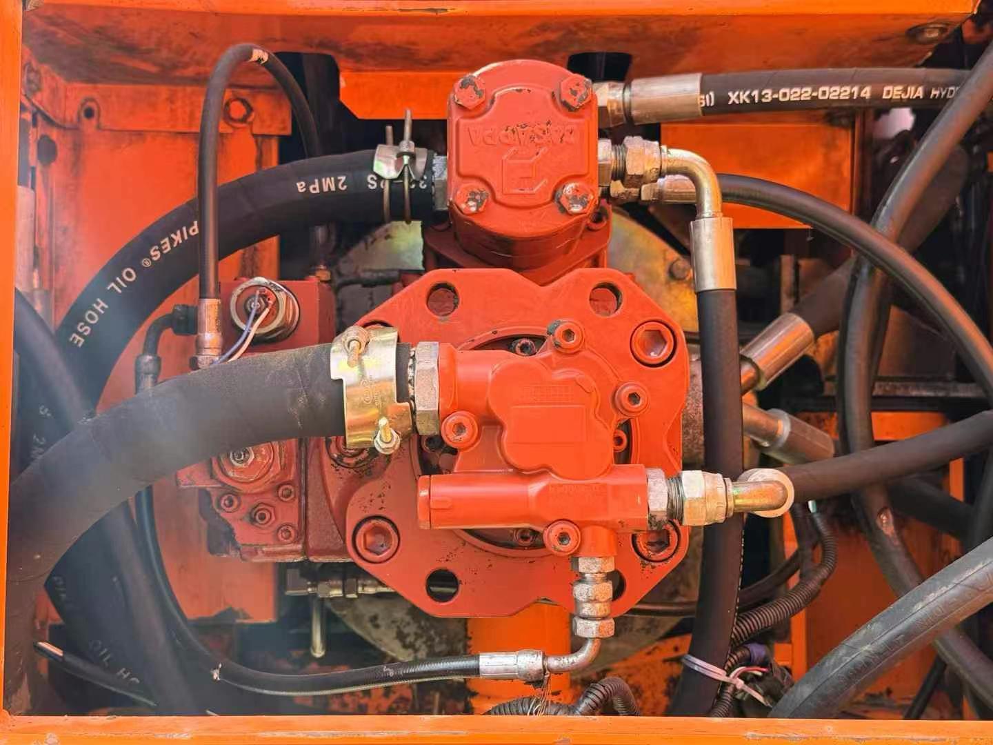 Used Doosan 150-7 Wheel Excavator Good Condition Low Hours Construction Machinery