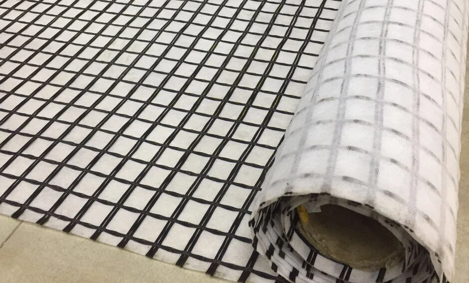 Composite Biaxial Fiberglass Geogrid with Nonwoven Geotextile for Soil Reinfocement/Road Construction Material Geocomposite Geogrid