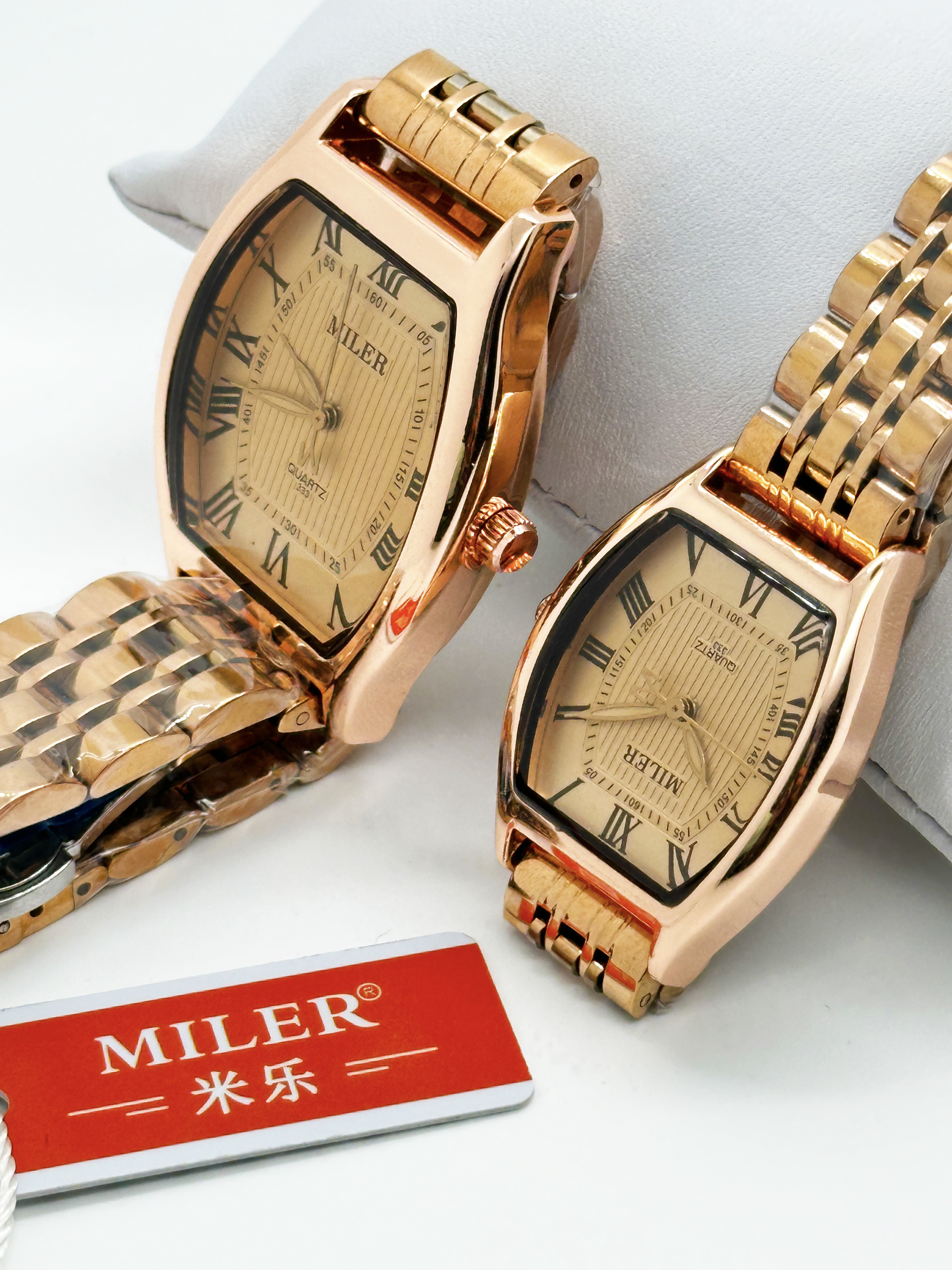China Factory Hot Lover Luxury Business Stainless Steel Gold Classic Waterproof Couple Watch