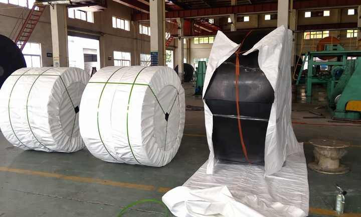 Acid and Alkali Resistant Wire Rope Conveyor Belt Suitable for Material Transportation in Chemical Industry