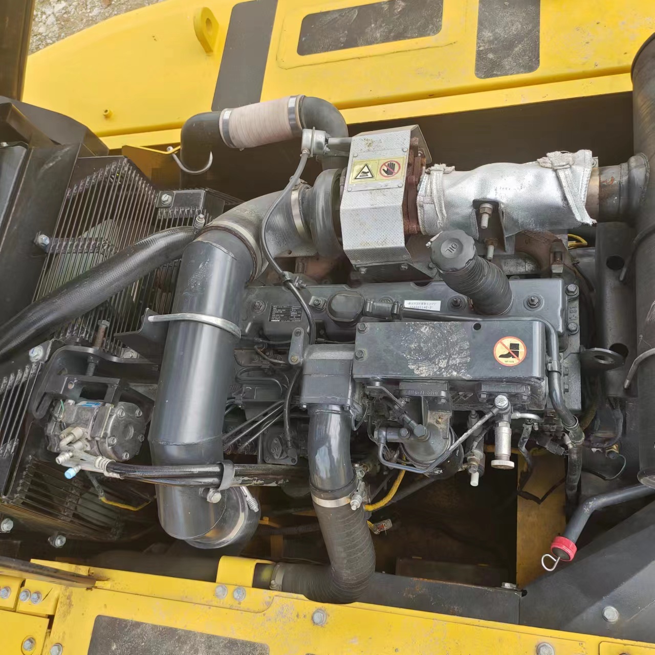 32600kg Komatsu PC350 Excavator with Low Working Hours and Original Hydraulic Cylinder