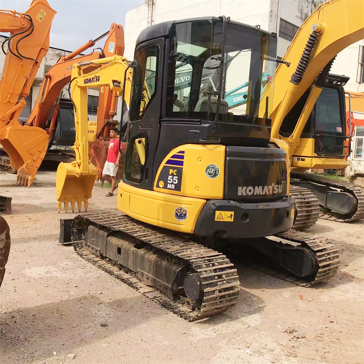 Used Komatsu PC55 Excavator 5.5 Ton Japan Mini Excavator Good Health with CAT Engine