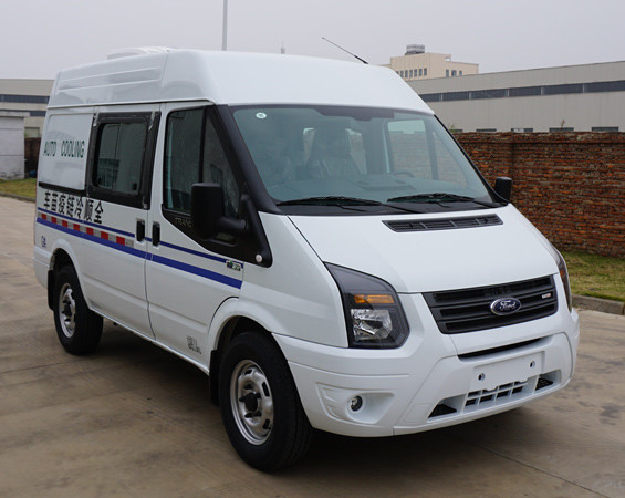 100Kw Refrigerated Truck MT82 Ford Transit Reefer Van White
