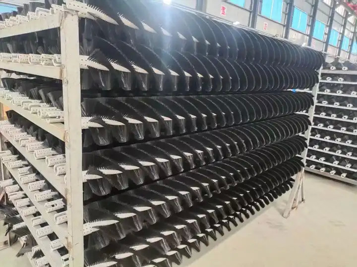 Photovoltaic Panel Nylon Spiral Rotating Cylinder Brush Solar Panel Cleaning Brush Roller