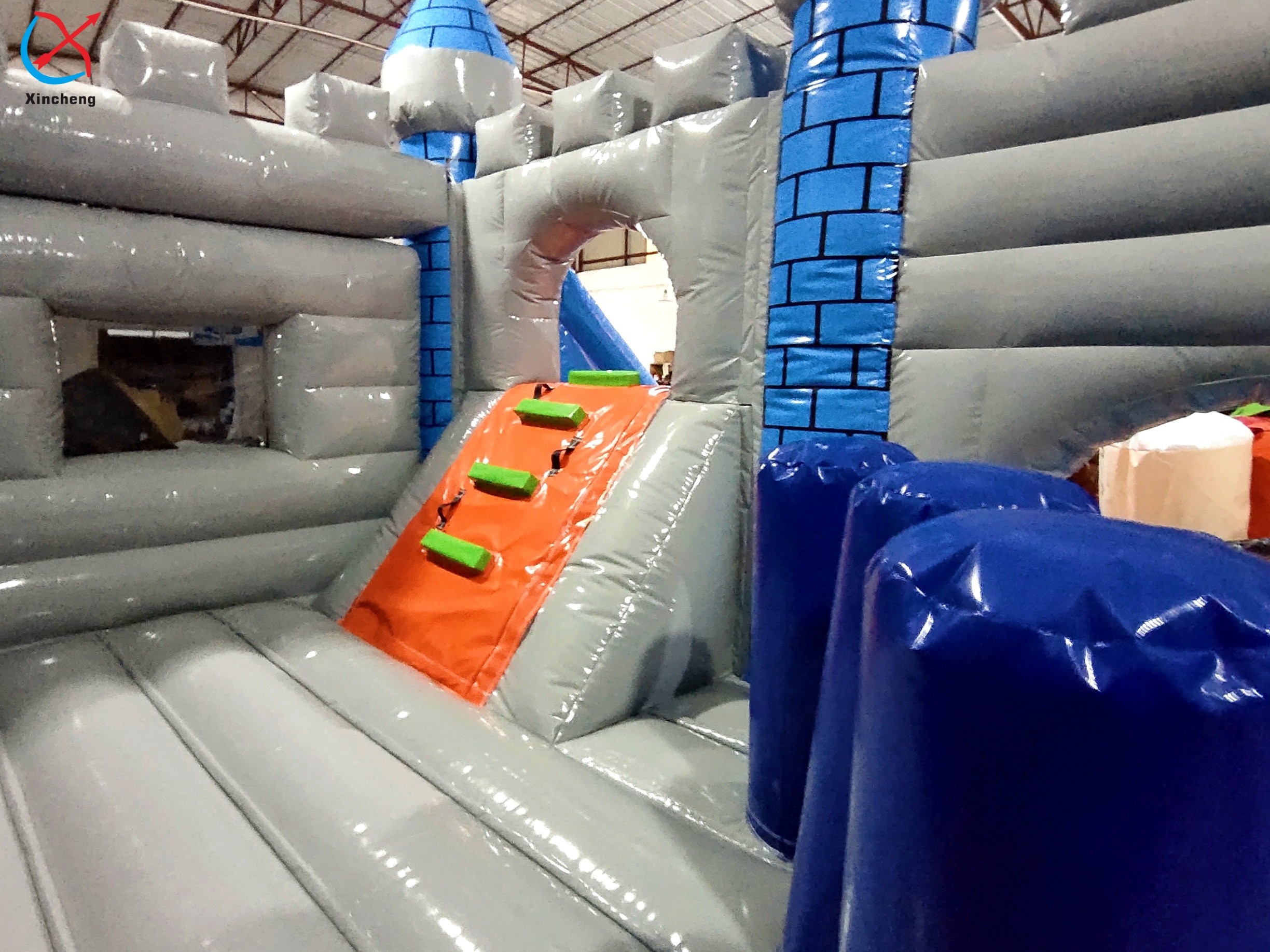 Factory Inflatable Playground Inflatable Snow White Castle With Double Slides