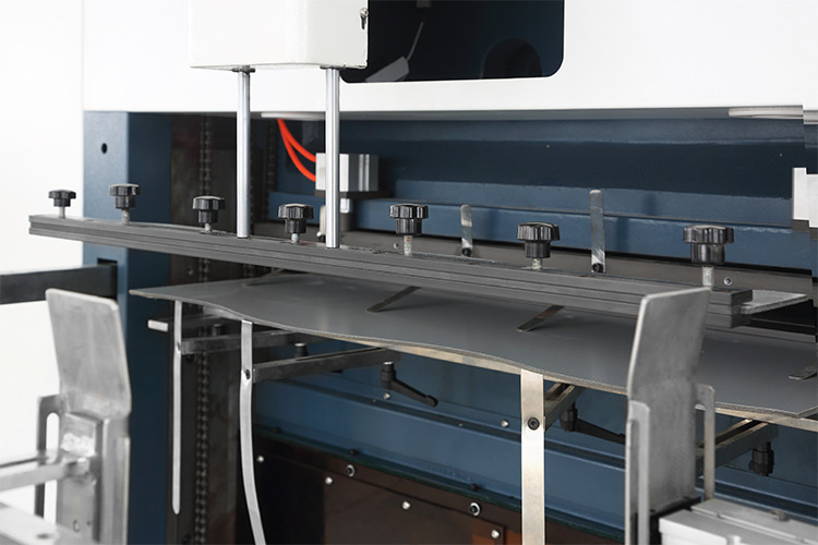 950*510mm Auto Roll Paper Cup Die Cutting Machine For Making Disposable Cups