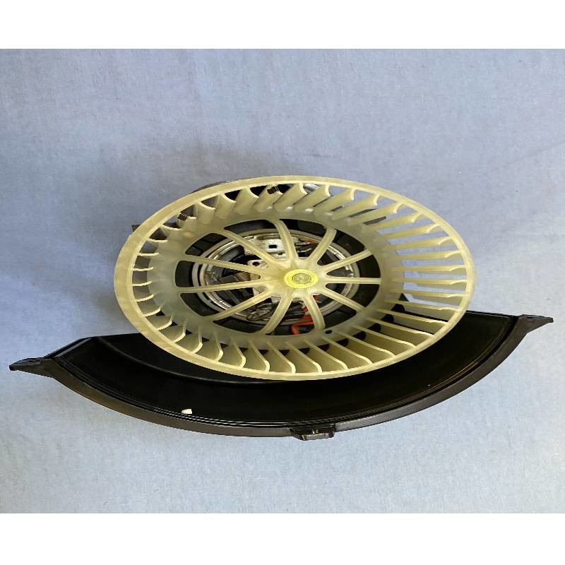 4B1820021B Automotive DC Blower Motor Fan Motor Audi A6