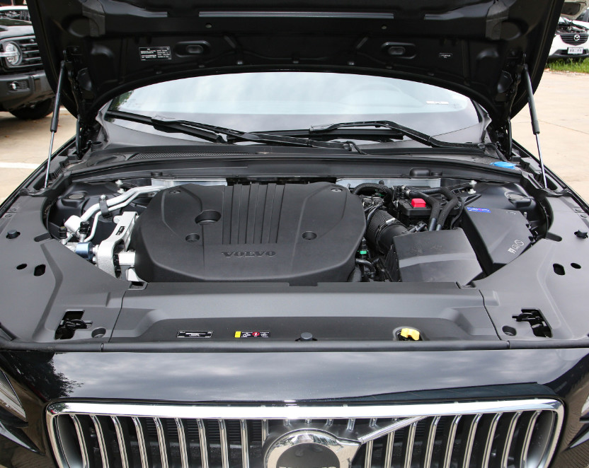 2023 VOLVO S90 Gasoline Plus 48V B5 Medium Large Left-Hand Luxury SUV