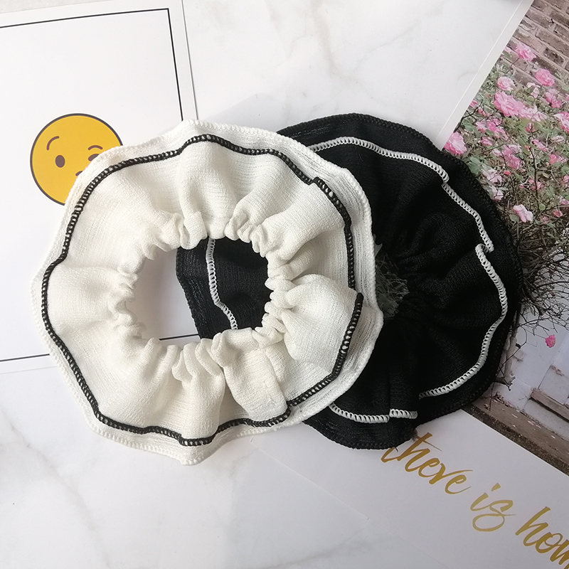 Soft Skinny Scrunchies Hair Band For Women Fabric Elastic Hair Band 9g