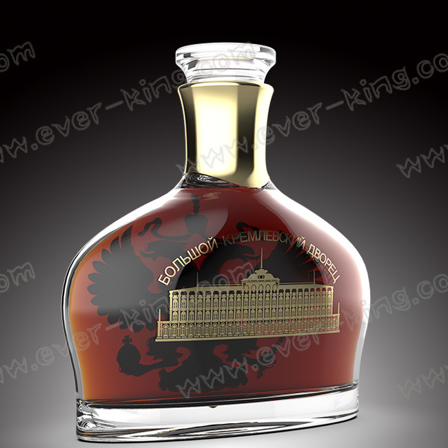 New Customized Crystal White Liquor Brandy Glass Bottle