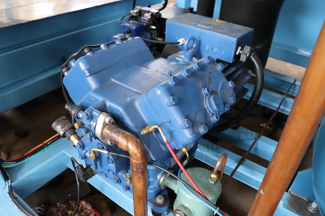 SUS304 Staineless Steel 10 Ton 5KG Block Ice Maker Machine , Ice Plant Machinery