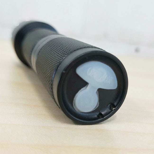 Black Ex Proof Flashlight 300Lm / Long Range Flashlight Φ32×135 Mm Size
