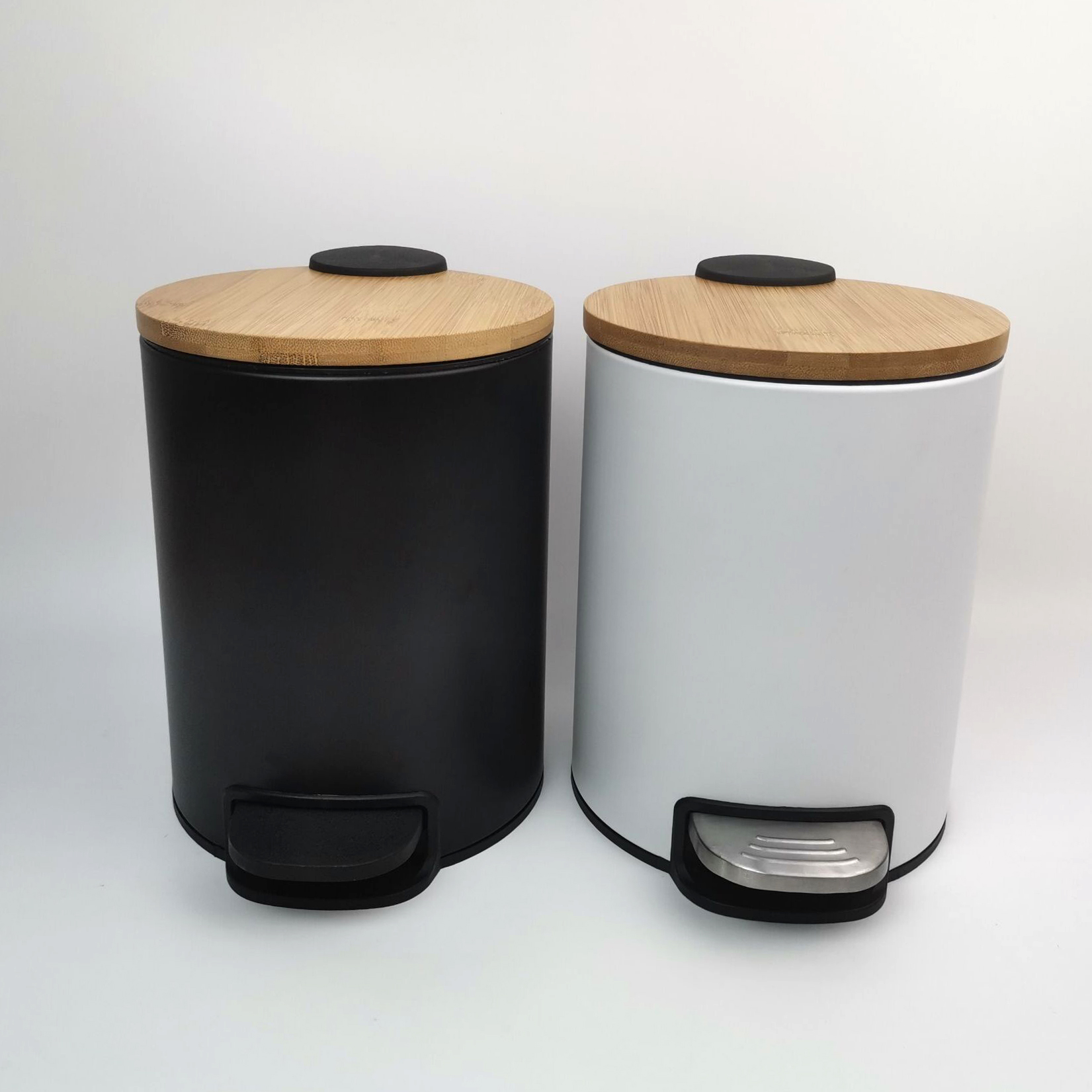 3L 5L Metal Round Garbage Pedal Bin with Bamboo Lid