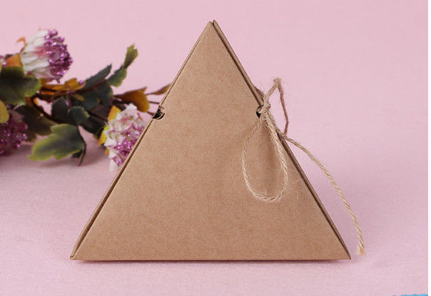 Paper triangle packaging box, creative personalized gift packaging tray, factory direct sales