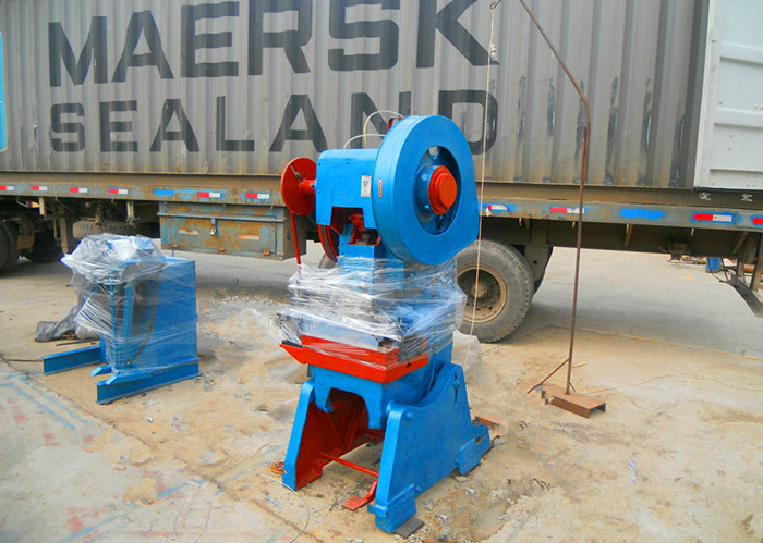 Construction Model 380V Fence Mesh Welding Machine 2.5-6mm Wire Dia