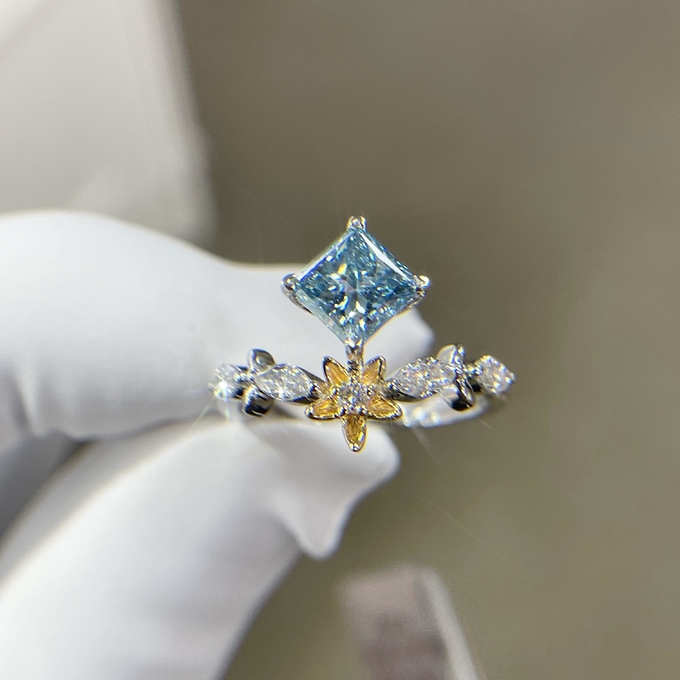 Fancy Color Lab Grown Synthetic Blue Diamond Princess Cut 1.1ct 18k White Gold Set Fashionable Ring