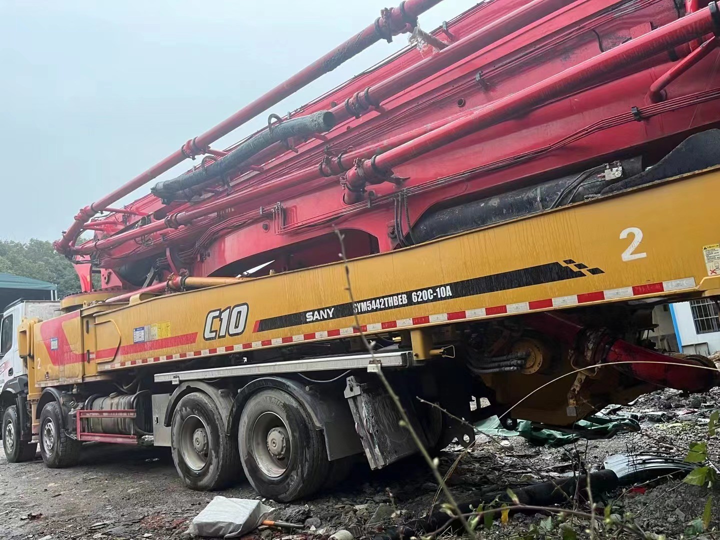 2021year Sany 62m Used Concrete Pump Truck With Yellow And Red Color And Flexibility