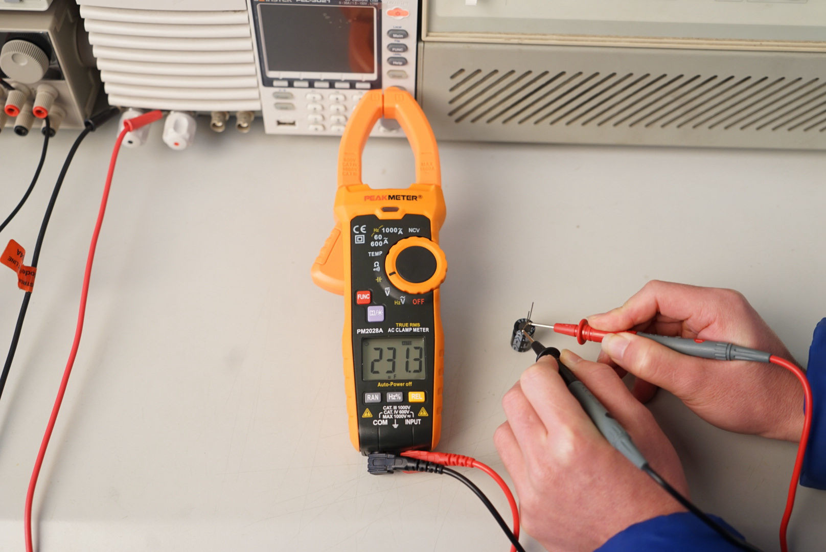 T - MRS AC Digital Clamp Meter Multimeter NCV Detection Analogue Bar Graph Avilable