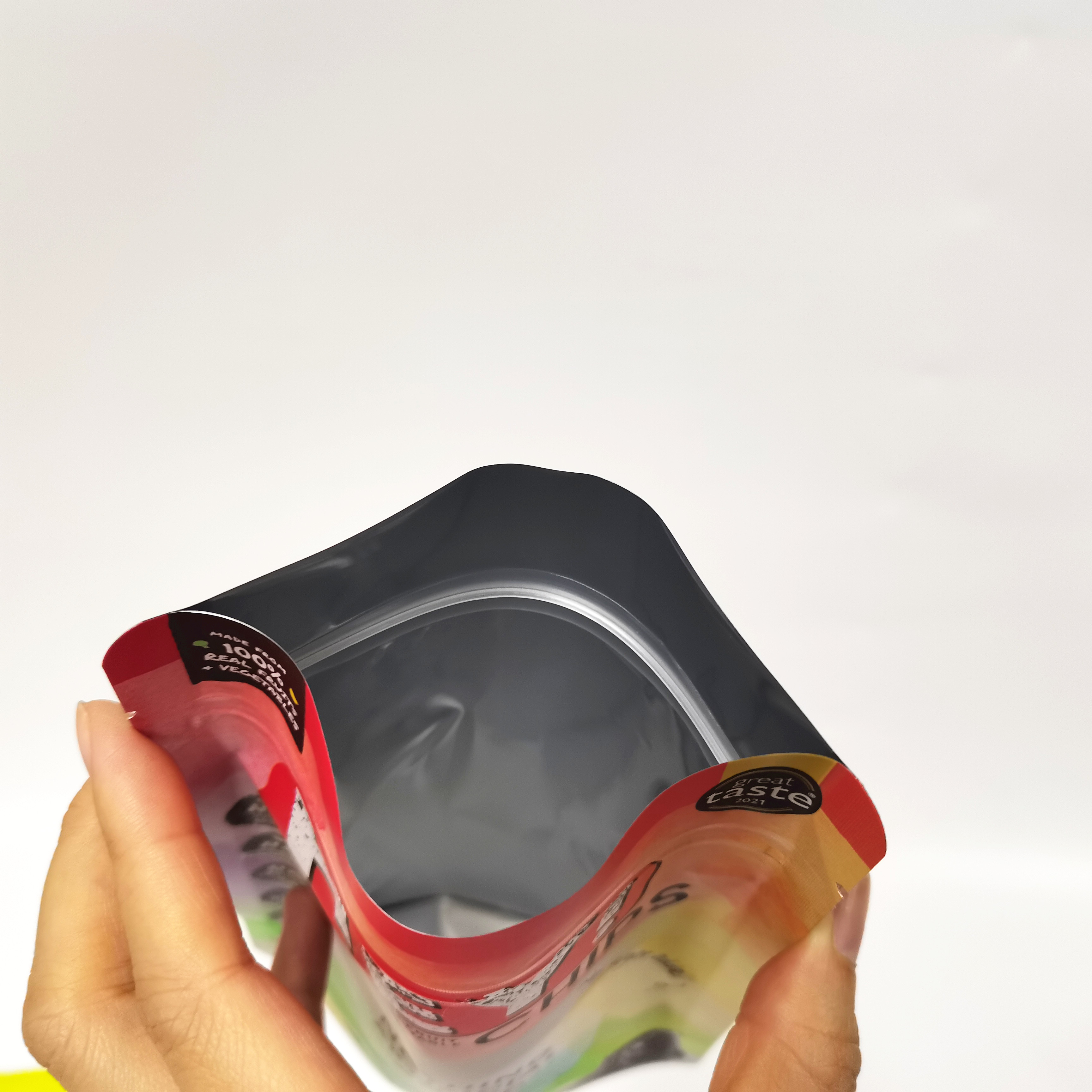 Matte finish foil lined barrier smell proof resealable stand up zipper food chips packing bag