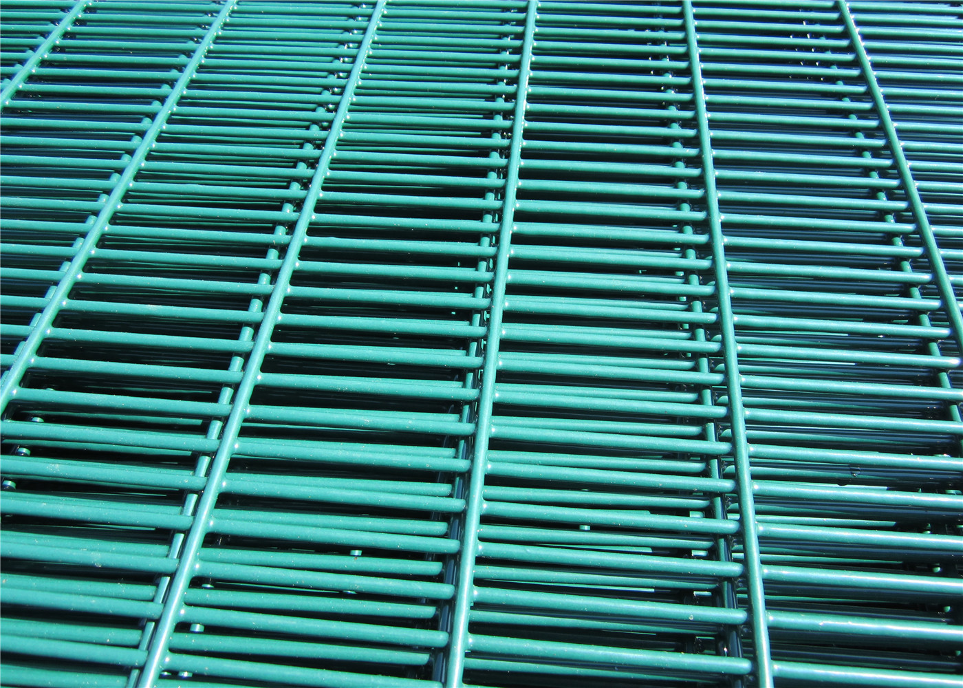 358 security wire fence panels powder coated orange & black mesh 76.20mm x 12.70mm with 4 v fold