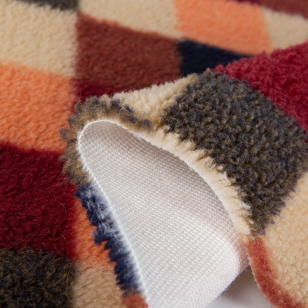 Fashional Plush Fabric 300gsm Sample Free for 100% Recycled Polyester Sherpa Teddy Fabric