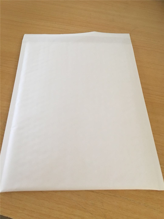 White Disposable Bubble Wrap Lined Envelopes , 10.5" X 16 Size 5 Bubble Mailer