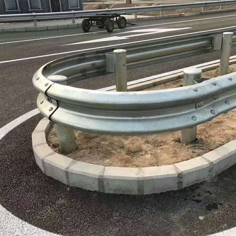 Custom Color Steel Highway Corrugated Beam Curved Guardrail with Q235 Q345 Material