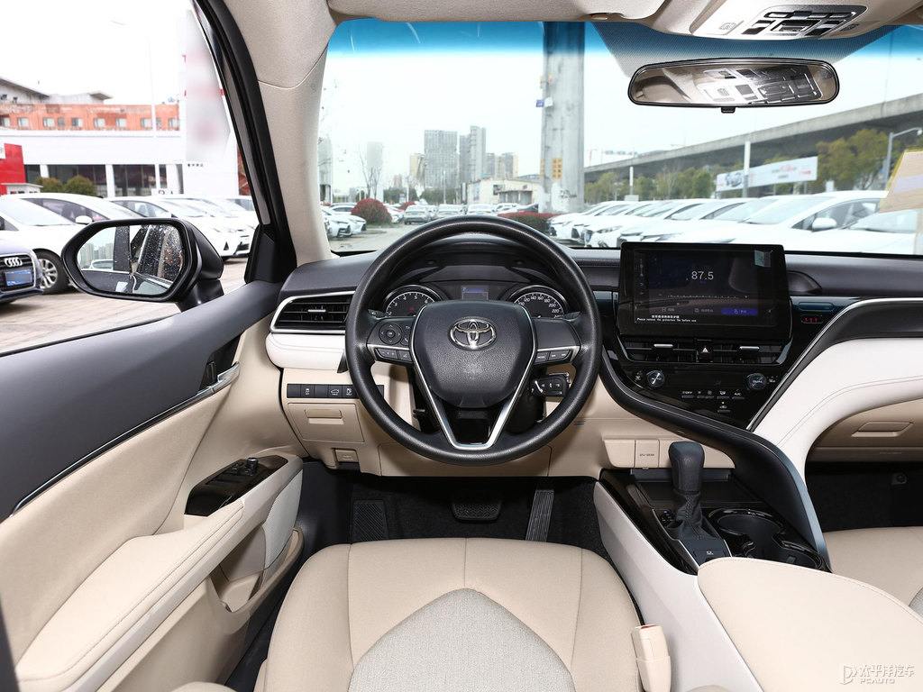 Level Mid-size Car 2023 2024 C-amry To-yota Fuel Vehicles 178 Horse Power Best Sell 4885x1840x1455mm