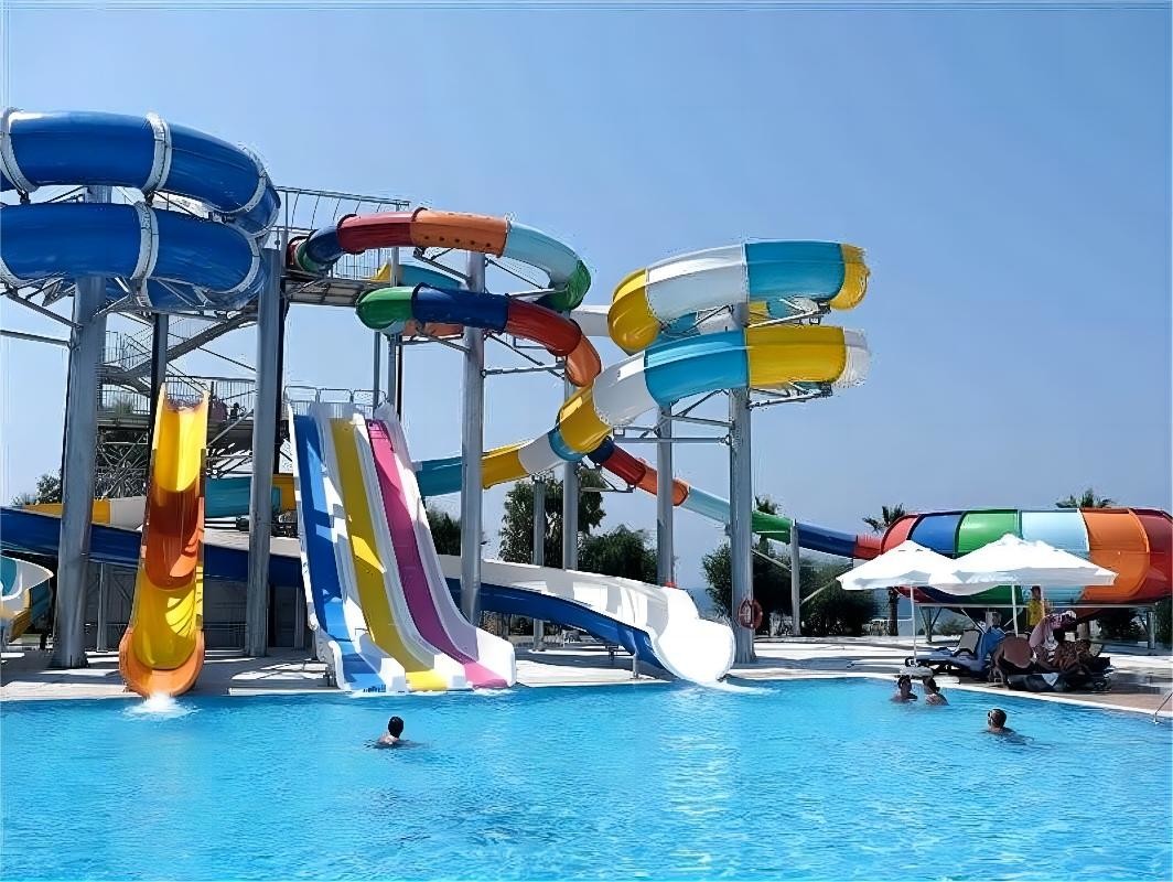 Water Park Aqua Play Professional Aquatic Fiberglass Slide