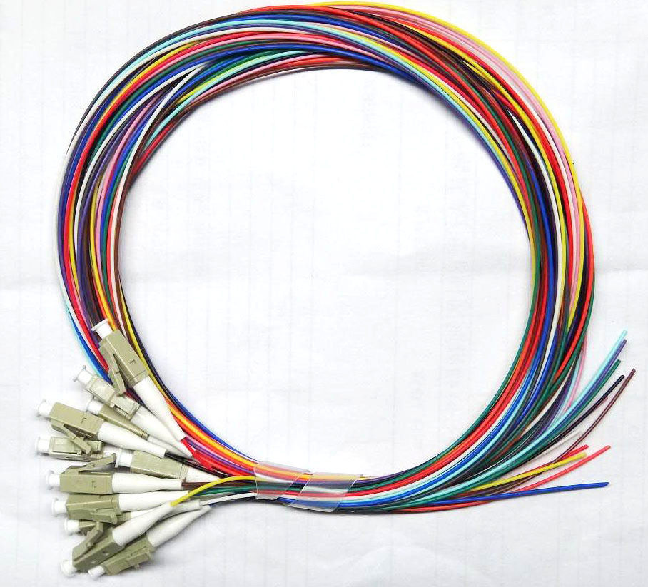 FIBER OPTIC PIGTAIL LC SC ST FC PC UPC APC SIMPLEX SINGLEMODE SM 0.9MM FIBER OPTIC PATCH CORD PIGTAIL