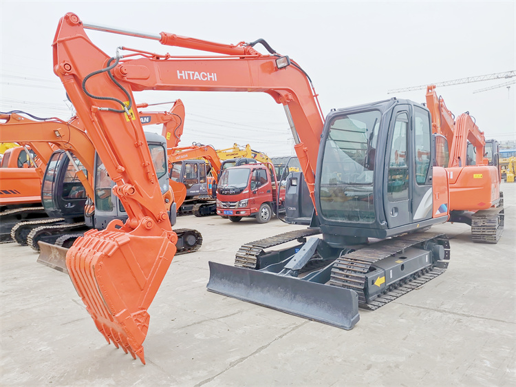 Used Hitachi ZX70 Excavator with Original Hydraulic Cylinder Japan Made Good Condition