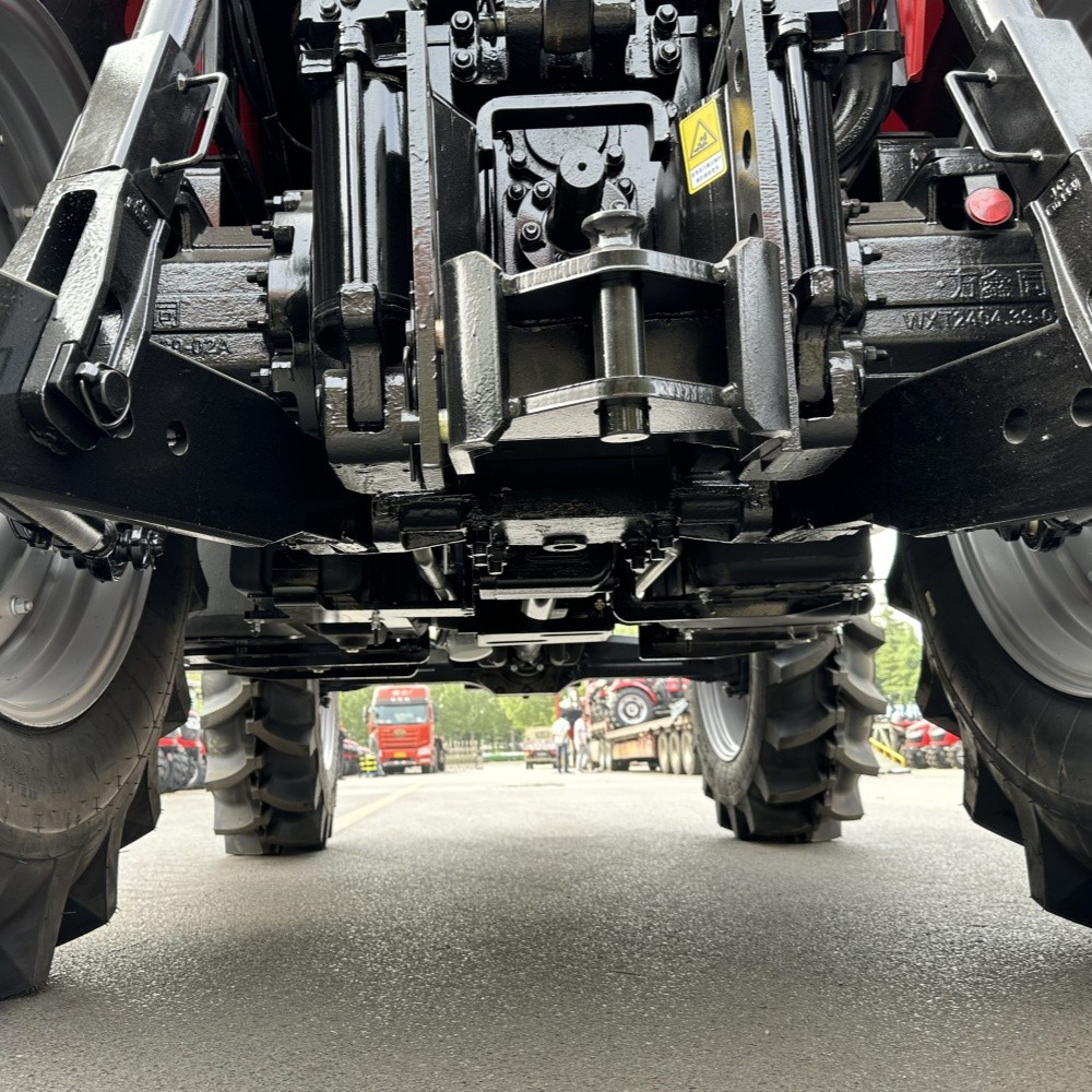 High-Performance 200HP Agriculture Tractor For Your Farming Needs