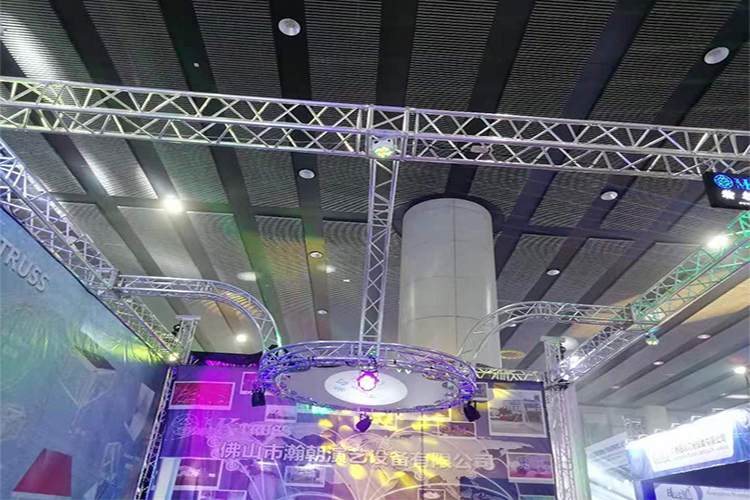 Stable Aluminum Beam Truss Stand System for Truss Stage Structure Span 1-16m 290*290mm