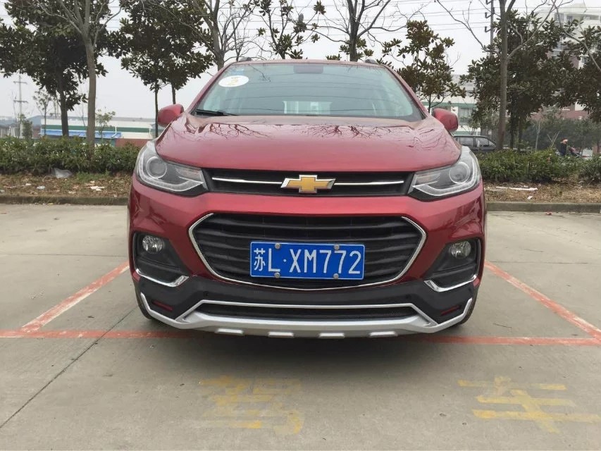 Front Bumper Guard / Rear Bumper Guard for Chevrolet New Trax Tracker 2017