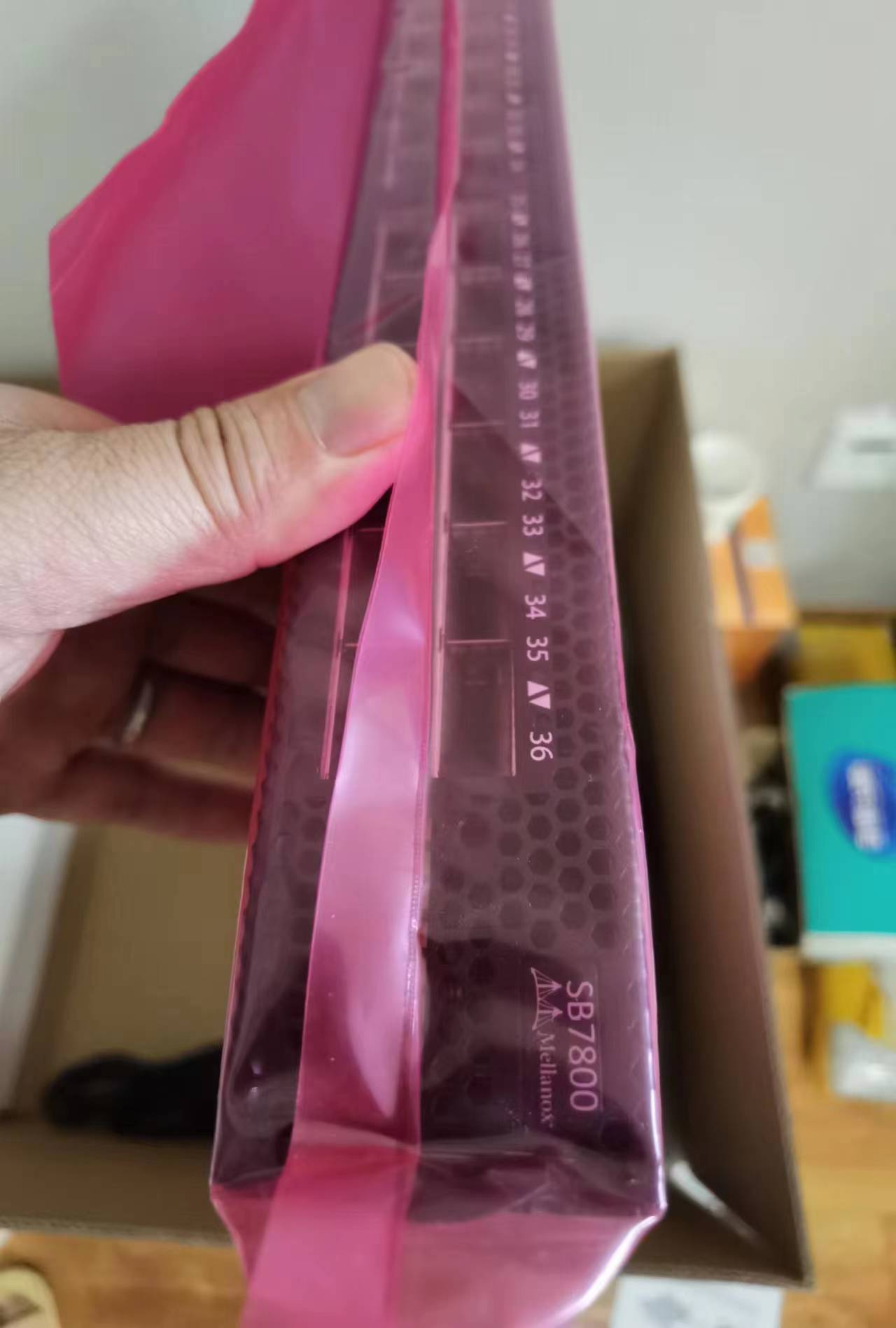 IB 2 Based 1U EDR InfiniBand Switch MSB7890-ES2F 36 QSFP28 Ports Unmanaged