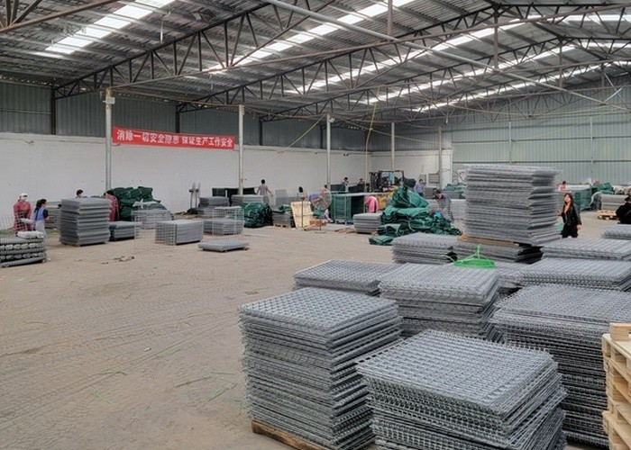 Mil 1 4.0mm Hesco Baskets Bastions Military Sand Filled
