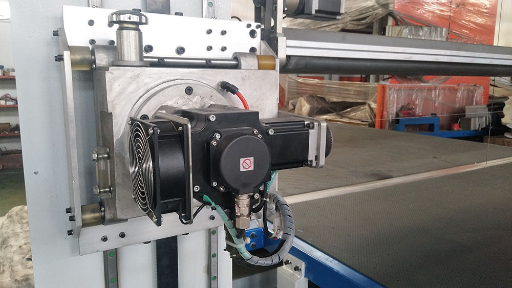 Oscillating Dual Blade Cnc Contour Cutting Machine , Foam Cutting Machinery