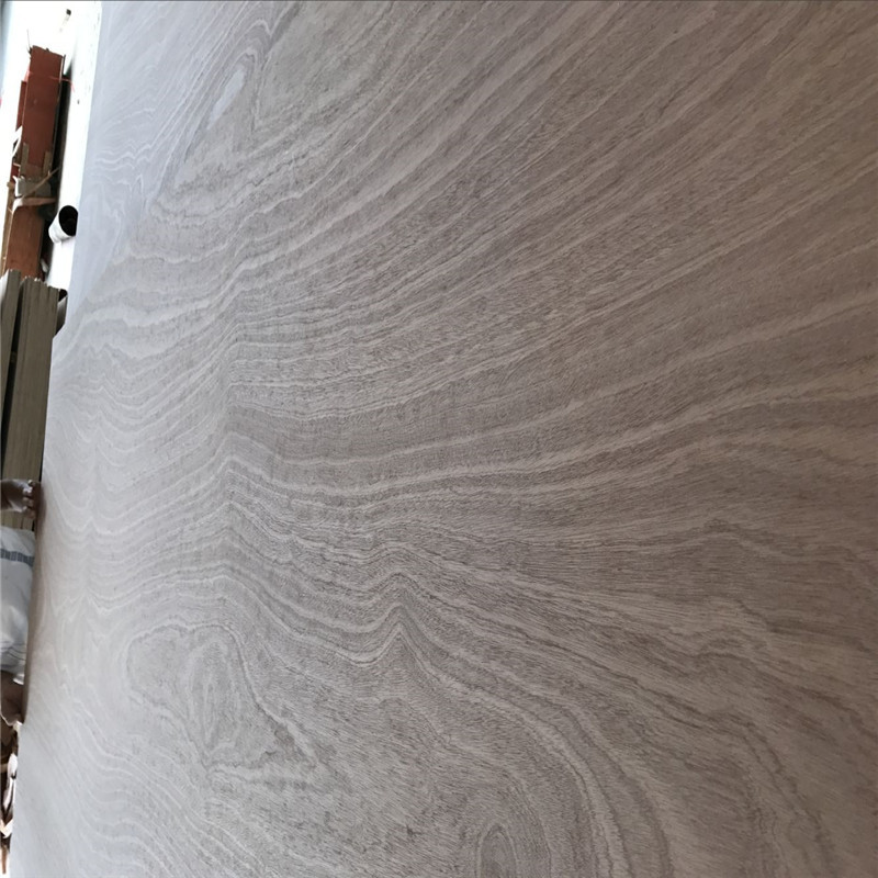 1220*2440mm Sapele Faced Plywood