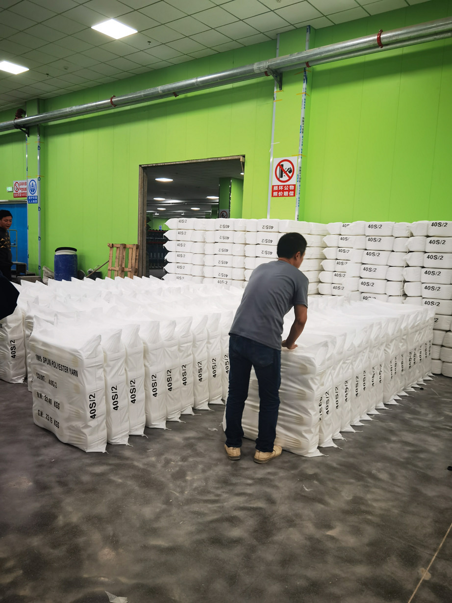 Recycle Spun Polyester Yarn 22s with GRS certificate