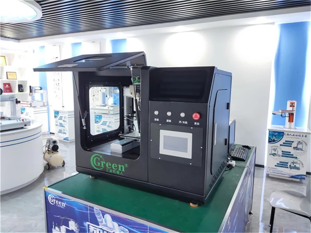 CCD Positioning 40μM 1500W Laser Soldering Robot JGHC-30/50