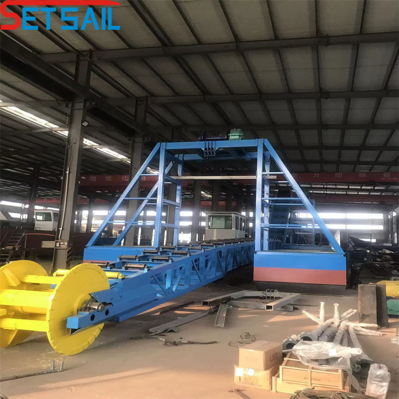 China Mining Diamond Mining Dredger with Centrifuge for River Gold