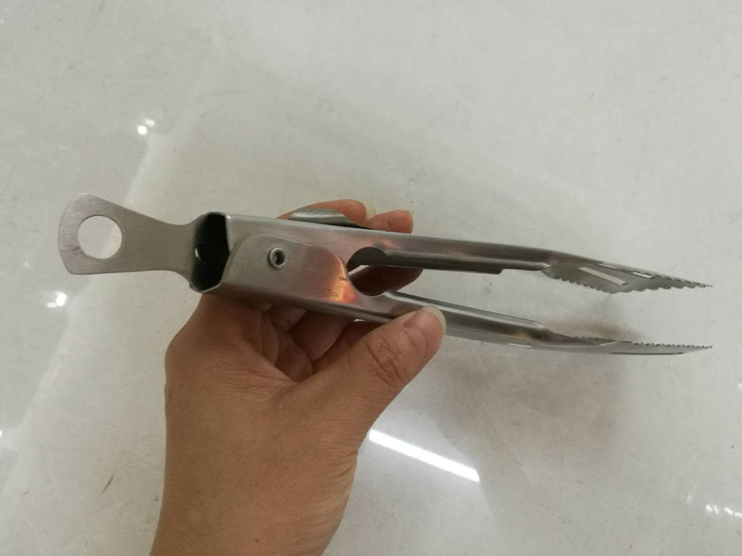 Commercial Buffet Supplies, 9'' / 12'' / 14'' / 16'' Stainless Steel Bread Tong with Locking Handle