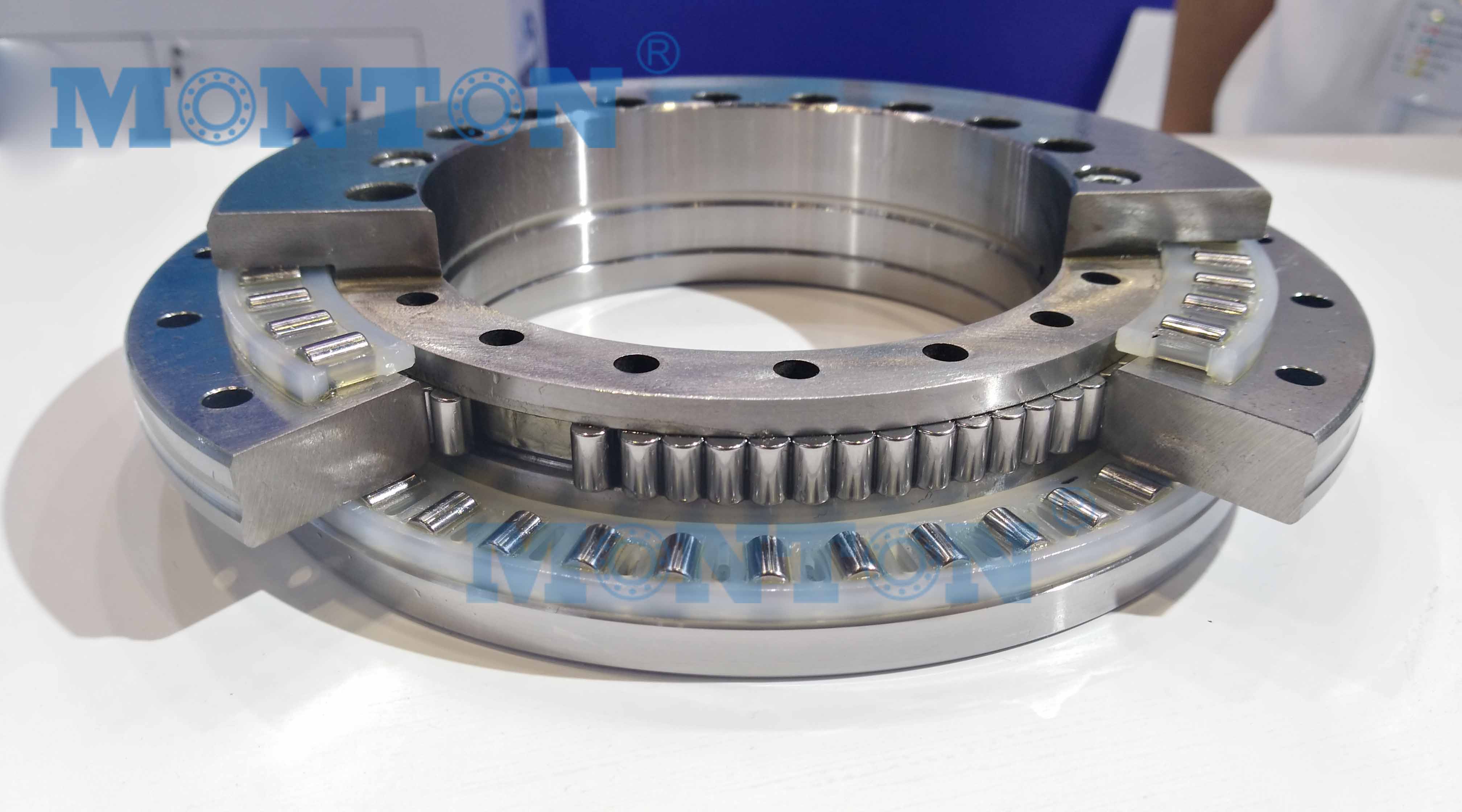 YRTM200 axial and radial bearing yrtm with angle measuring system factory