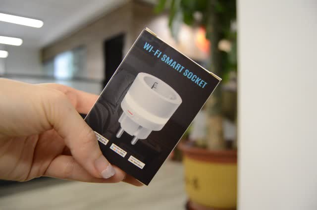 0.3W Wifi Controlled Sockets Tuya Smart Home Plug Eu Work With Amazon Alexa / Google