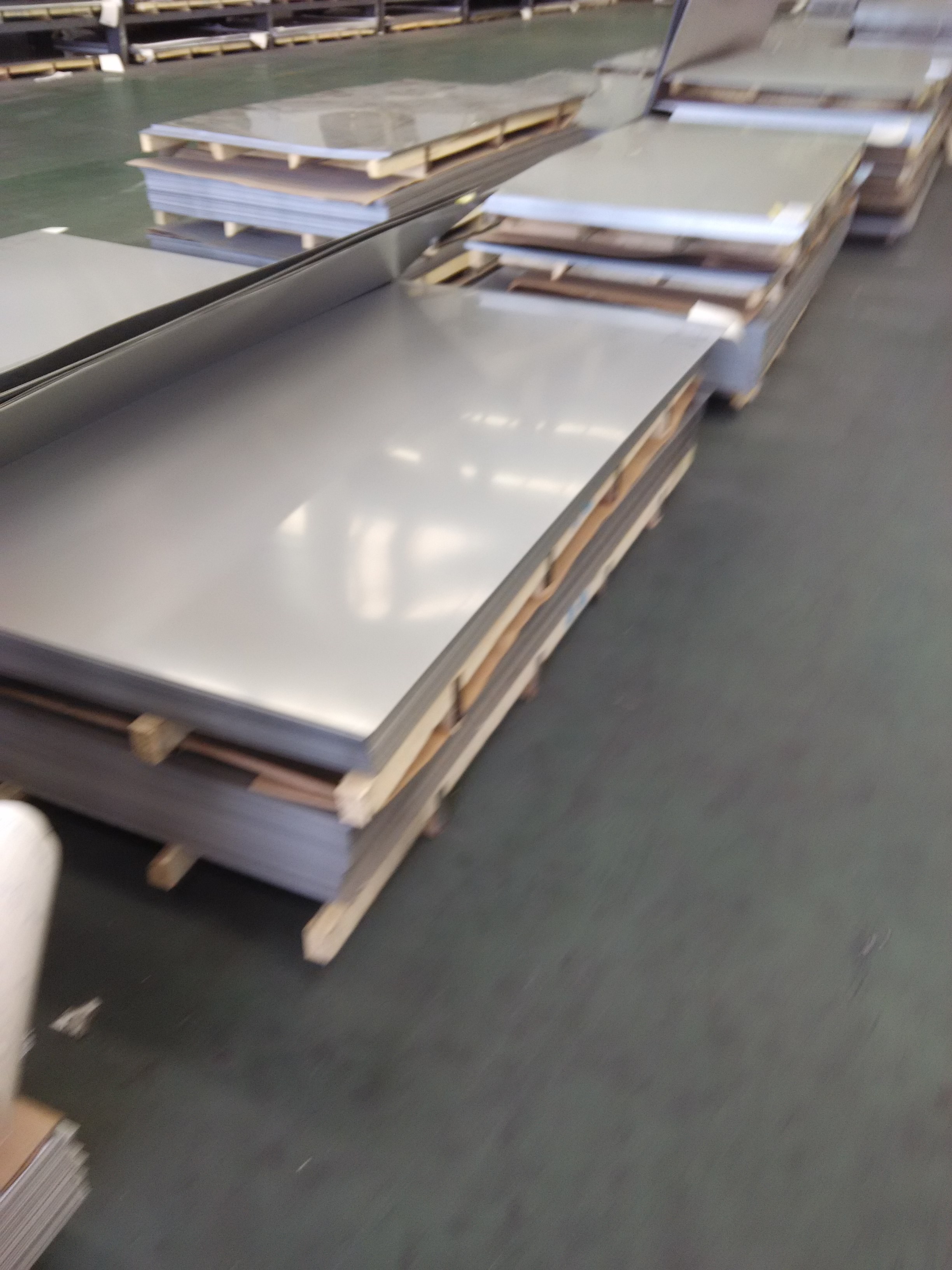 ASTM 300 Series Stainless Steel Backsplash Sheet 0.1mm-30mm Thickness