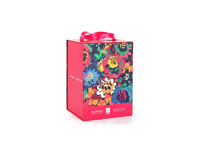 Greyboard Recycled Cardboard Jewelry Boxes , Magnetic Folding Gift Box With Insert