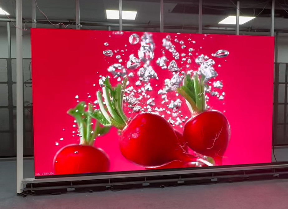 Indoor LED Video Wall Application of Fixed Screen for High-End Furniture City